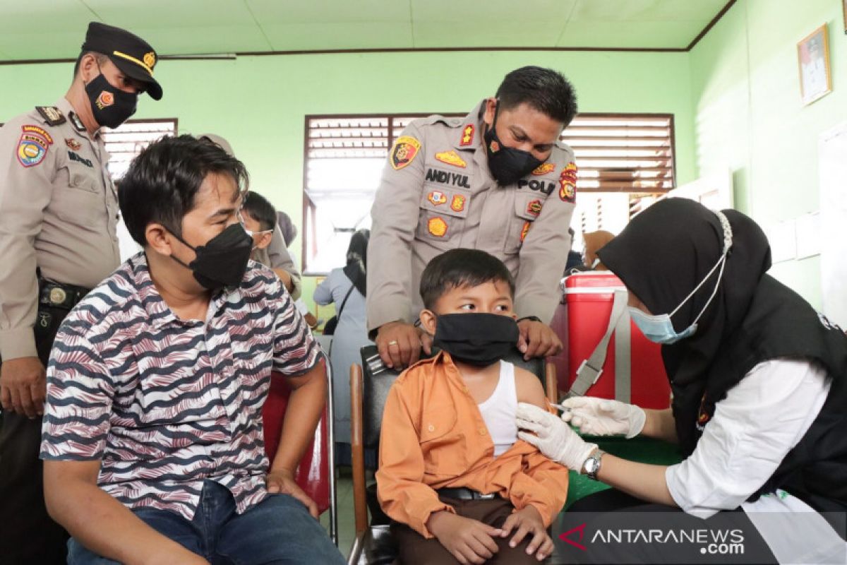 Vaksinasi COVID-19 anak agar tidak terjadi klaster baru