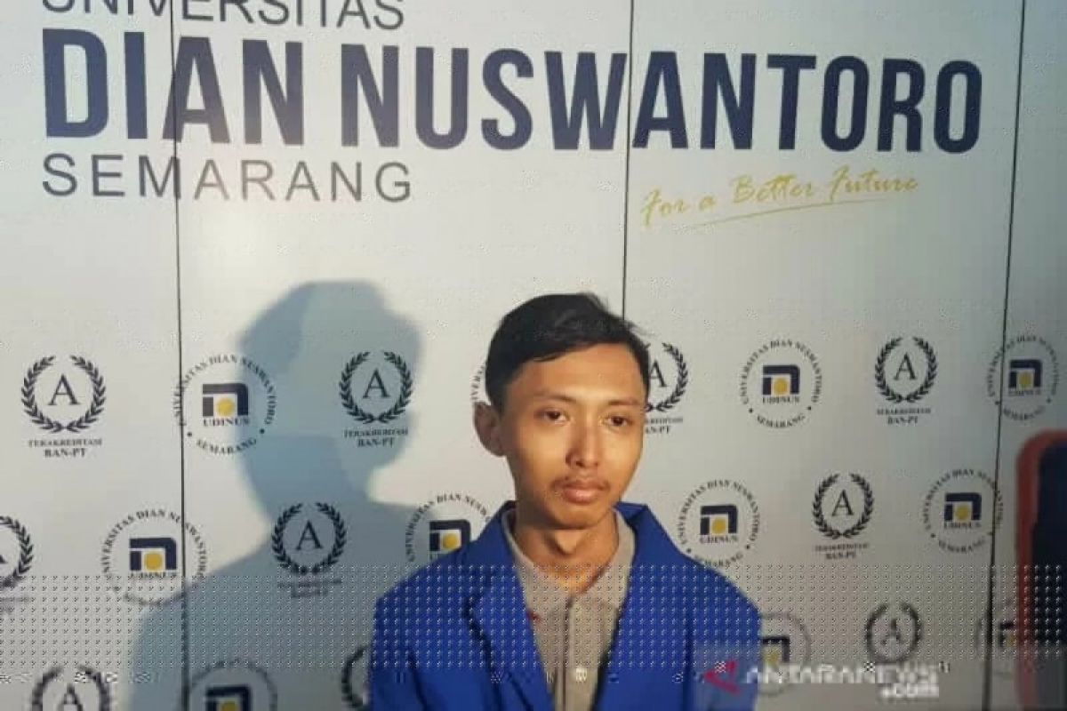 Raup miliaran rupiah dari jual swafoto, ini cerita Sultan Ghozali