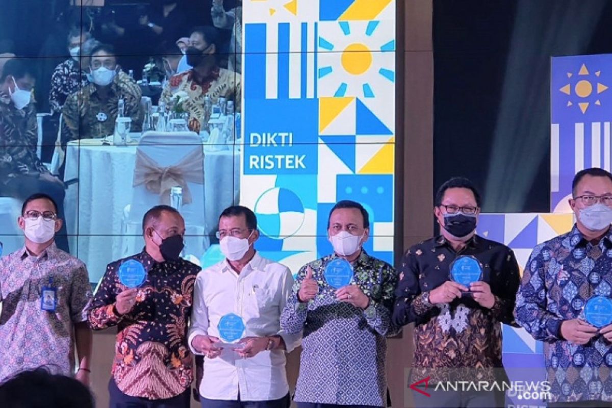 UNP raih 3 penghargaan nasional pada Anugerah Diktiristek 2021