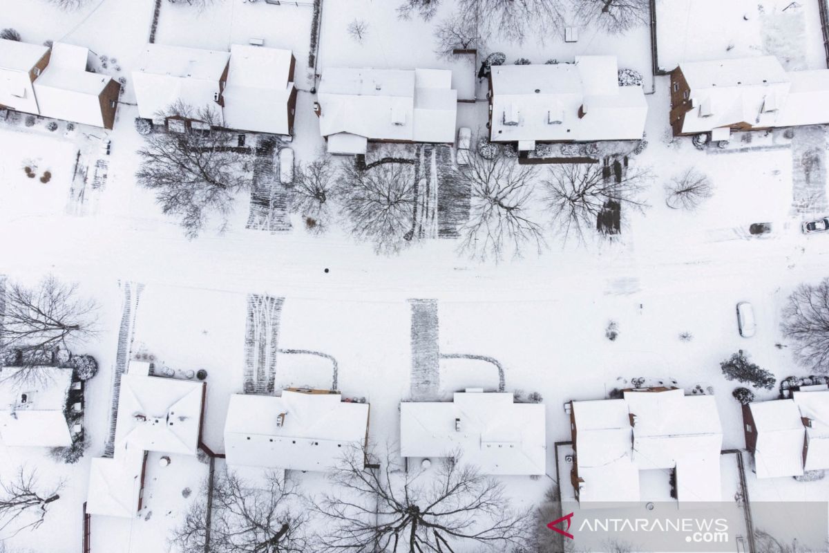 Badai salju di Jepang, 7.000 orang terdampar di bandara Hokkaido