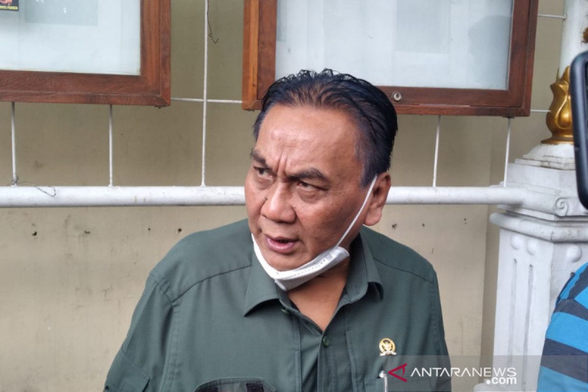 Ketua PDIP Jateng tanggapi potensi Gibran pada Pilkada 2024