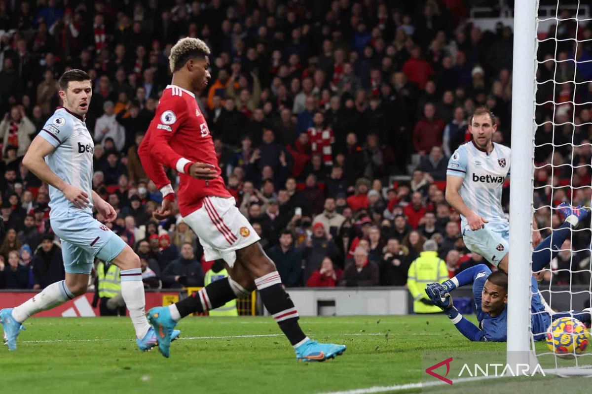 Gol menit terakhir Rashford menangkan MU lawan West Ham