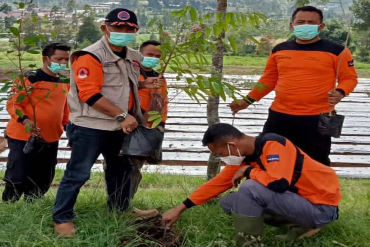 Pendakian Sindoro melalui Kledung masih ditutup untuk konservasi