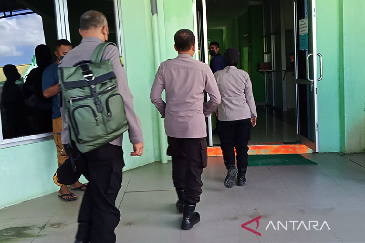 Polisi mulai identifikasi 17 jenazah pembakaran karaoke Kota Sorong