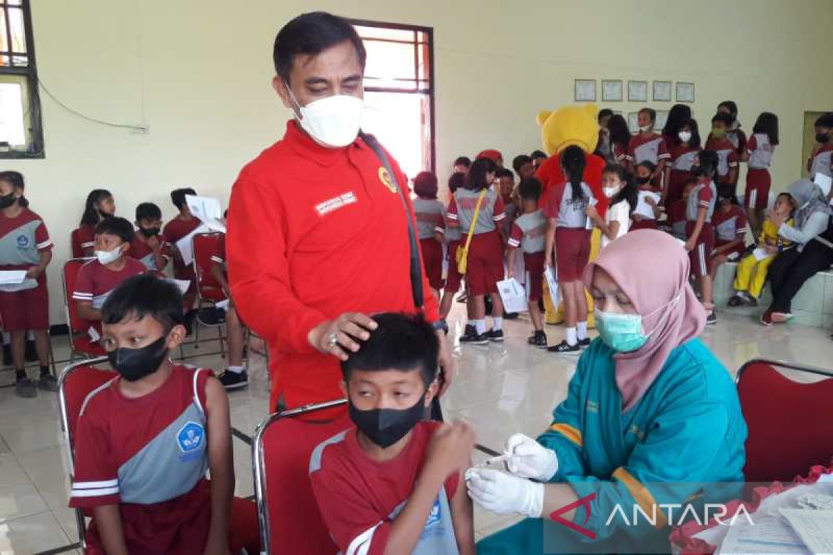 Ratusan anak di Temanggung antusias ikuti vaksinasi BIN Jateng