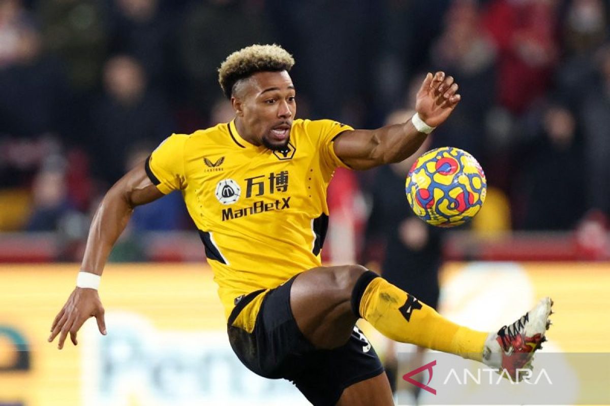 Barcelona pulangkan Adama Traore dari Wolves