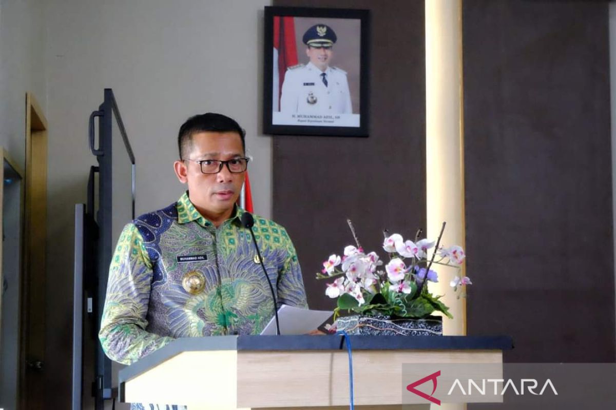 Kinerja Pemprov dinilai buruk, Muhammad Adil terpacu calonkan jadi Gubri