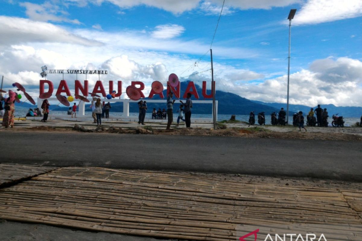 OKU Selatan  optimalkan pengelolaan objek wisata Danau Ranau