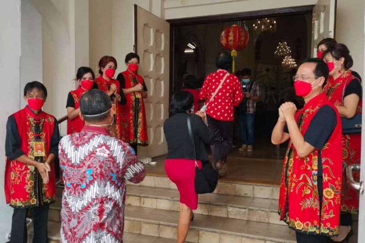 Gereja Katolik Santo Antonius Magelang gelar misa Imlek 2573