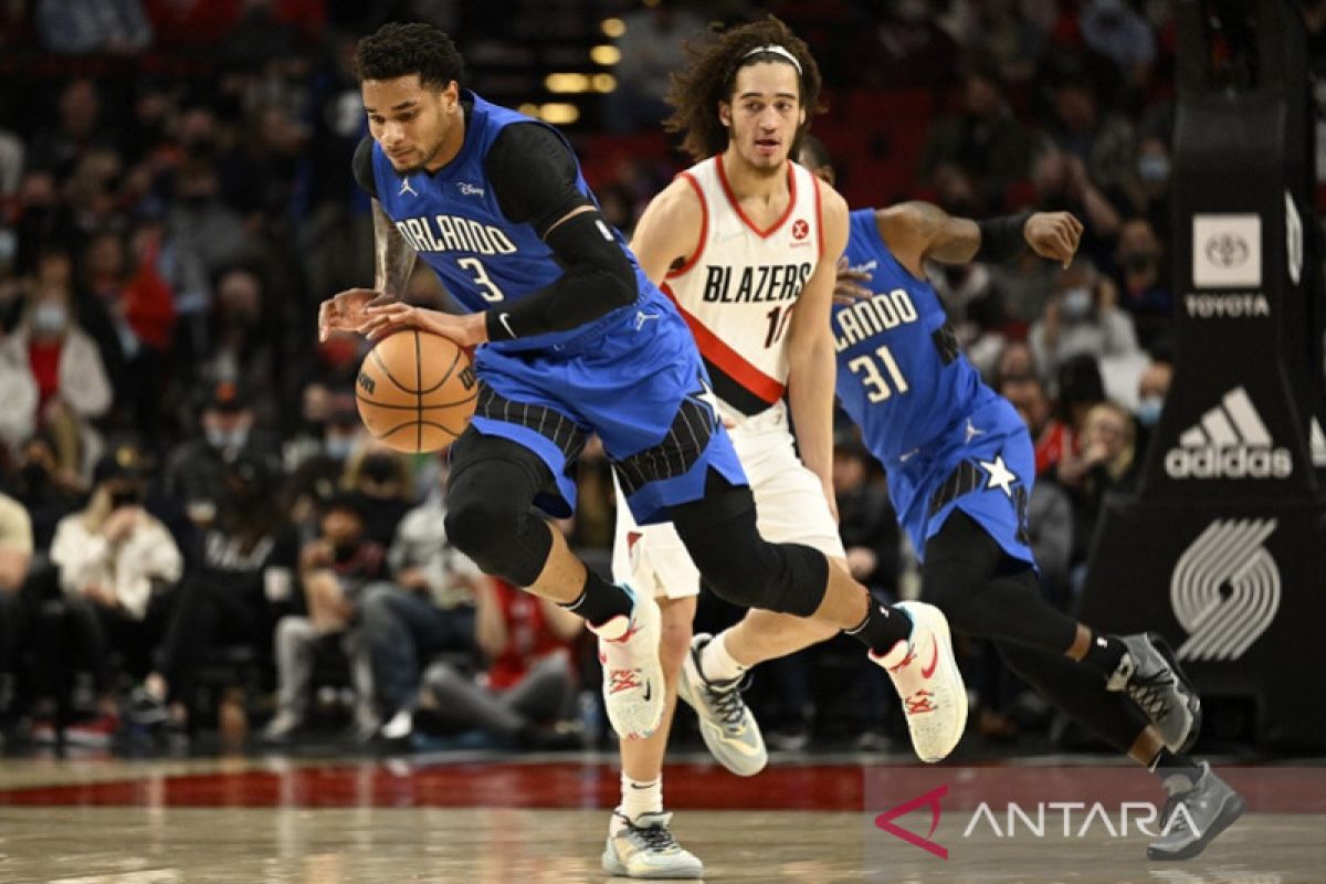 Magic pecundangi Trail Blazers  yang kian pincang kehilangan McCollum