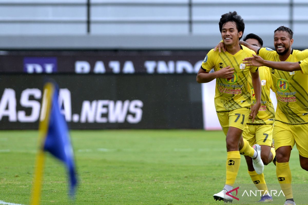 PSIS Semarang bajak Luthfi Kamal