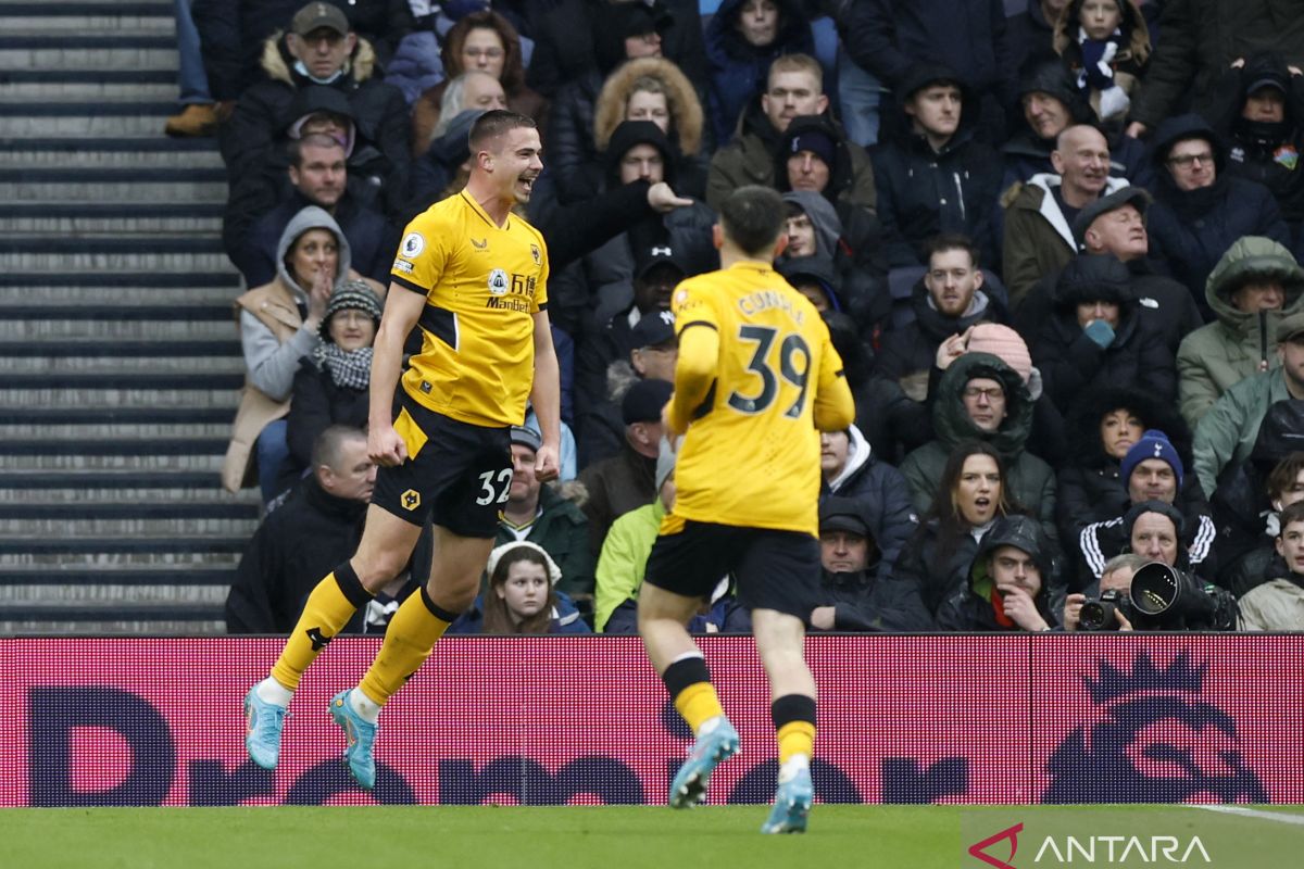 Wolves permalukan Tottenham Hotspur