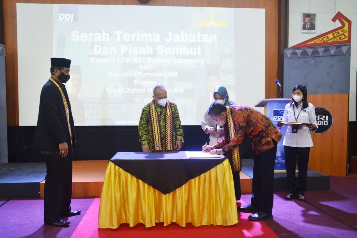 Zahral Mutzaini resmi jabat Kepala LPP RRI Bandarlampung