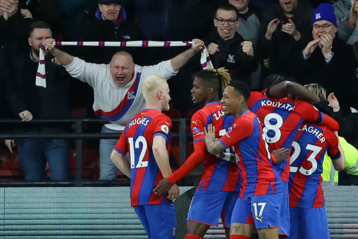 Palace gulung Watford dengan skor 4-1