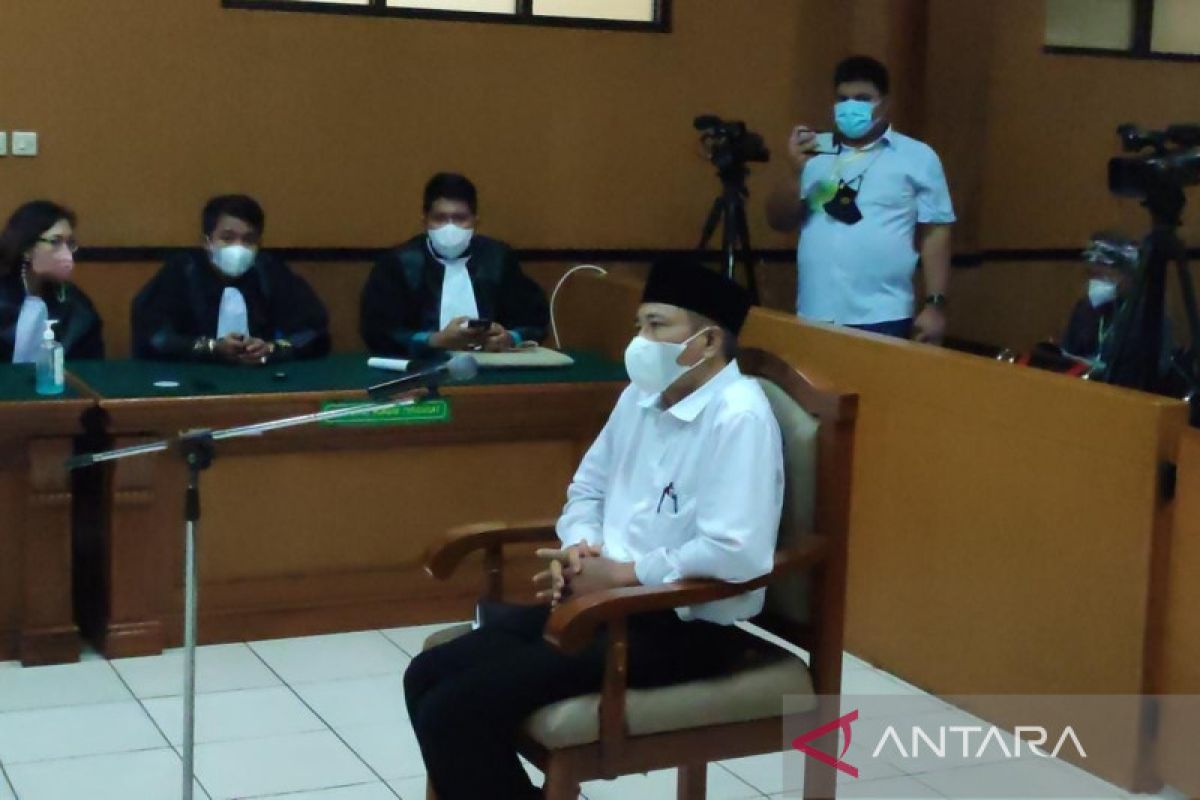 Sidang tuntutan M. Kece diwarnai aksi massa