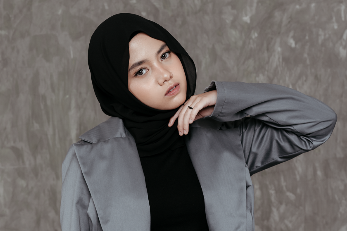 Karya Oiginal Hanin Dhiya hadirkan "LOVE LANGUAGE" jadi single terbarunya