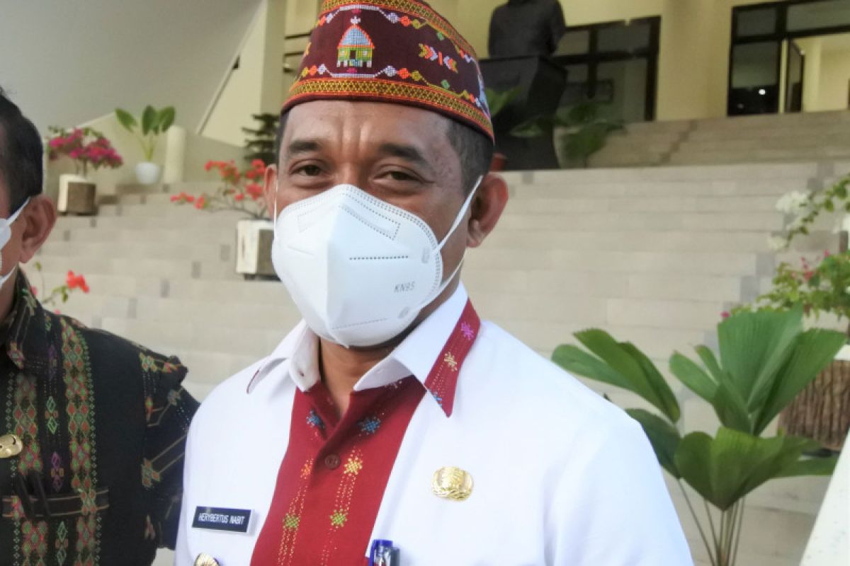 Bupati Manggarai ingatkan para kepala sekolah tak korupsi