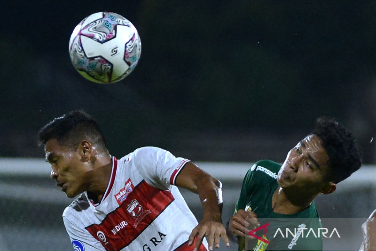 Pemain Dewa United Asep Berlian antusias hadapi Madura United