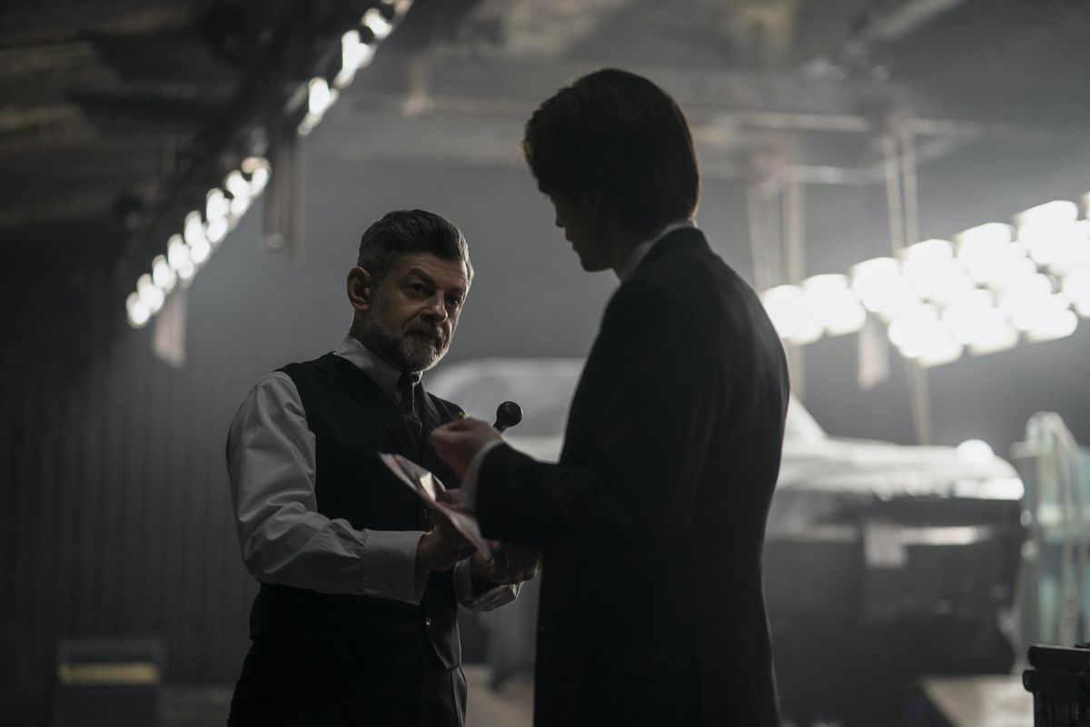 Hubungan emosional Alfred versi Andy Serkis di "The Batman"