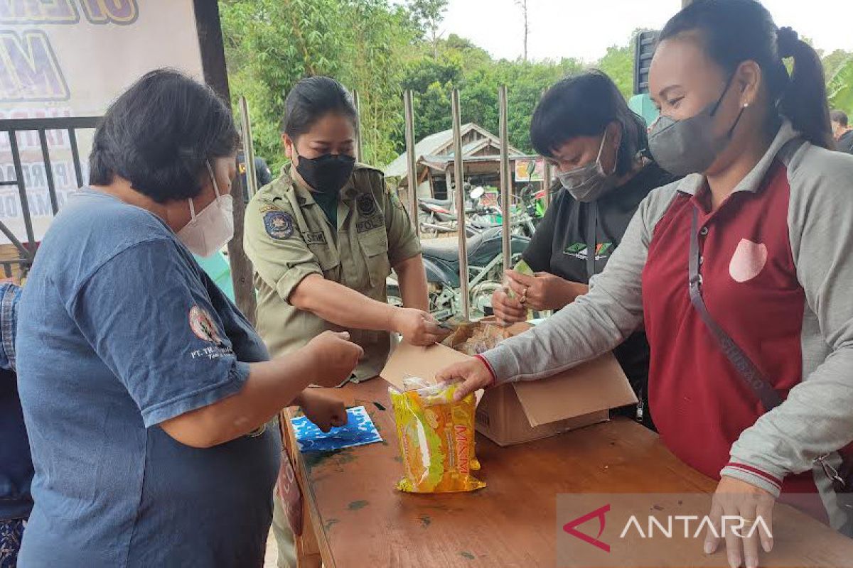 Gelar operasi pasar, Pemkab Bartim sediakan 2.400 liter minyak goreng