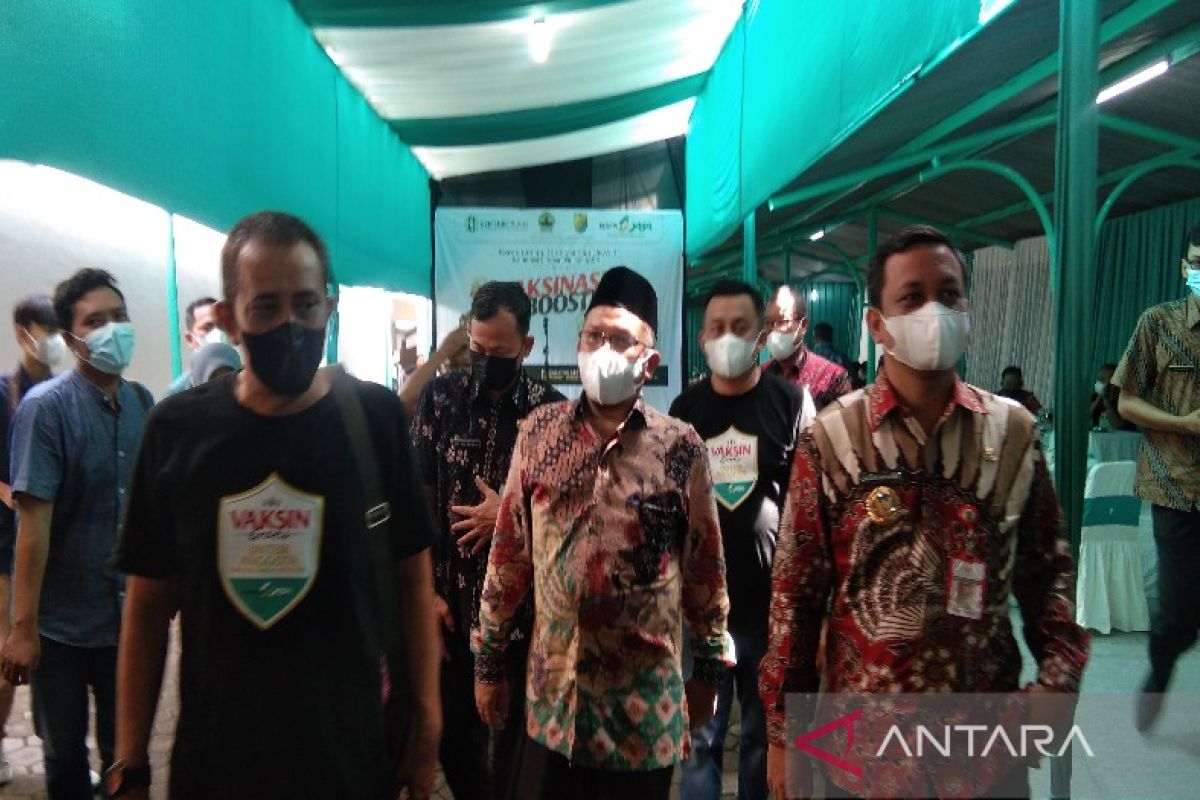 Kemenkop dorong lembaga koperasi lakukan percepatan  vaksinasi