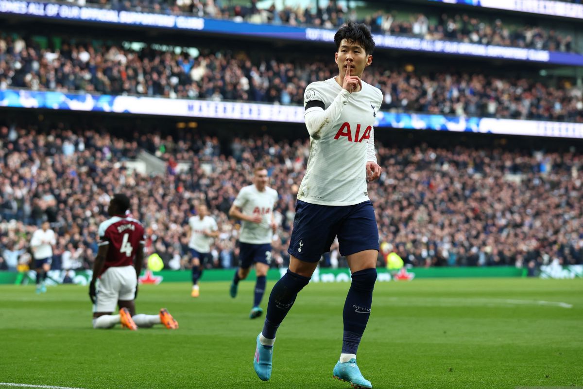 Tottenham tundukkan West Ham 3-1