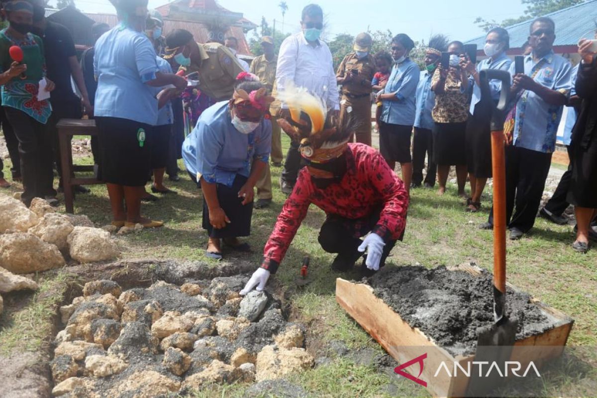 Mensos Risma pastikan tidak ada korupsi dalam upaya percepatan ekonomi Papua