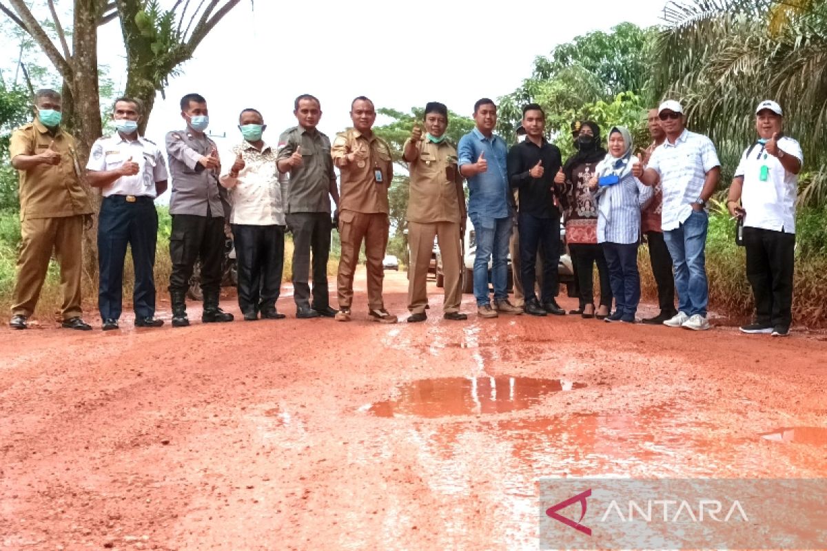 DPRD Kotim dorong percepatan peningkatan jalan poros Tanah Mas