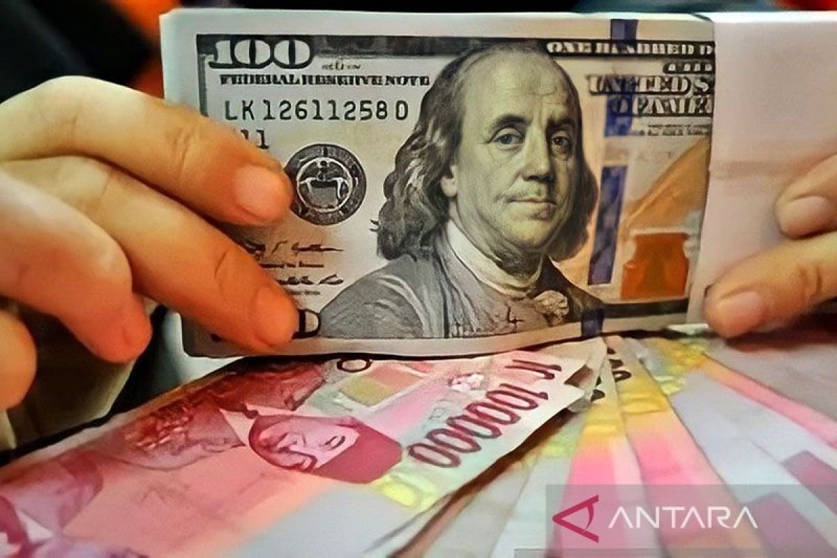 Rupiah menguat dibayangi proyeksi kebijakan agresif bank sentral Amerika The Fed