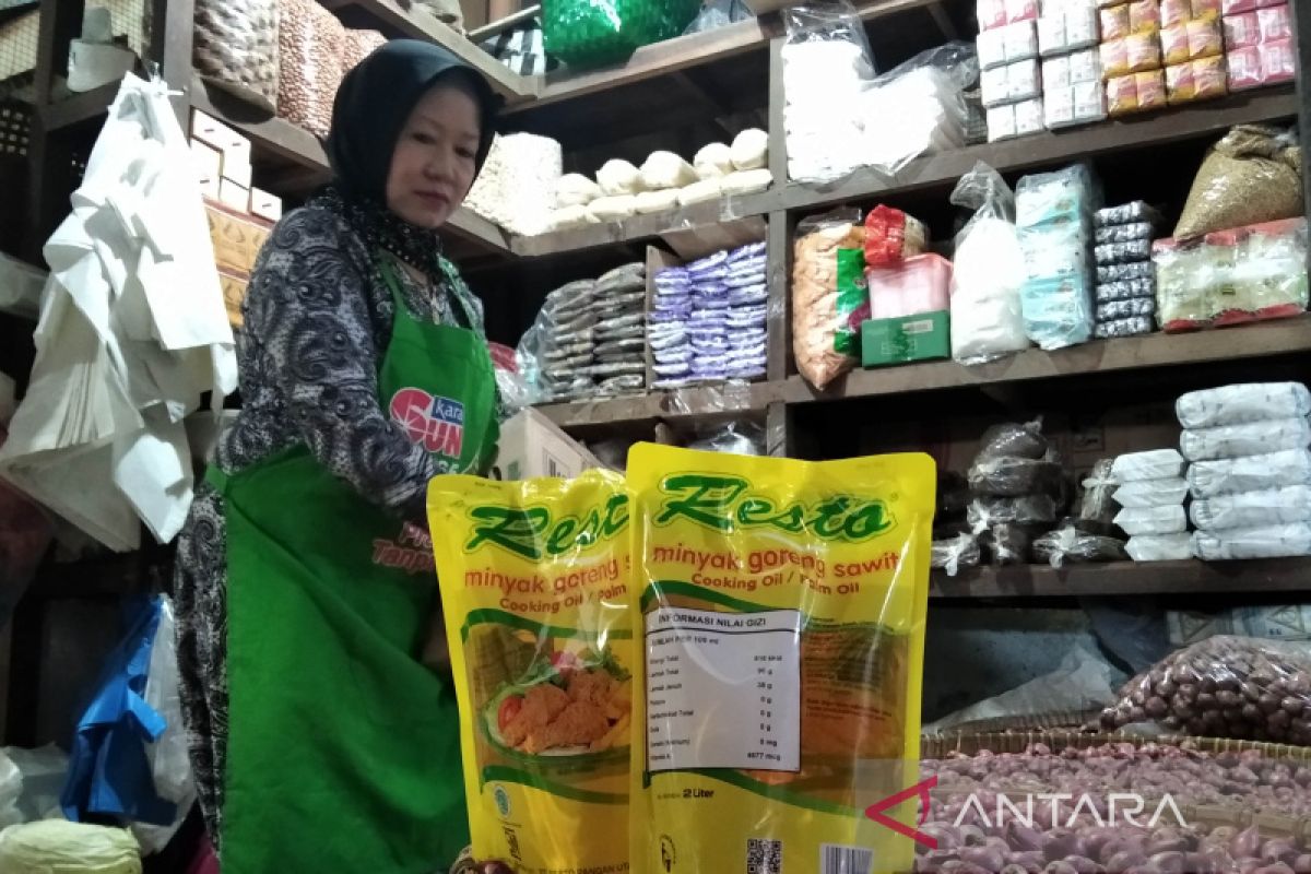 Pedagang Kudus masih sulit dapatkan minyak goreng