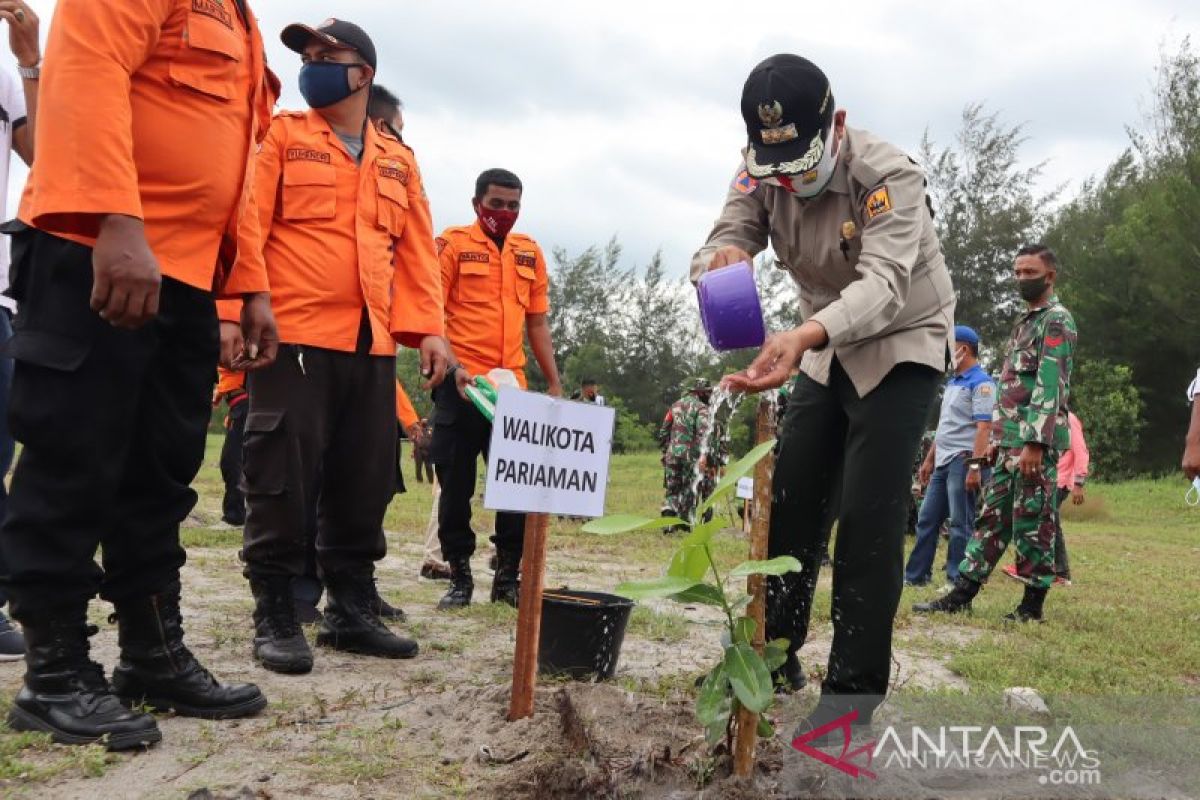 Pemkot Pariaman upayakan peroleh bantuan vegetasi pantai dari KKP