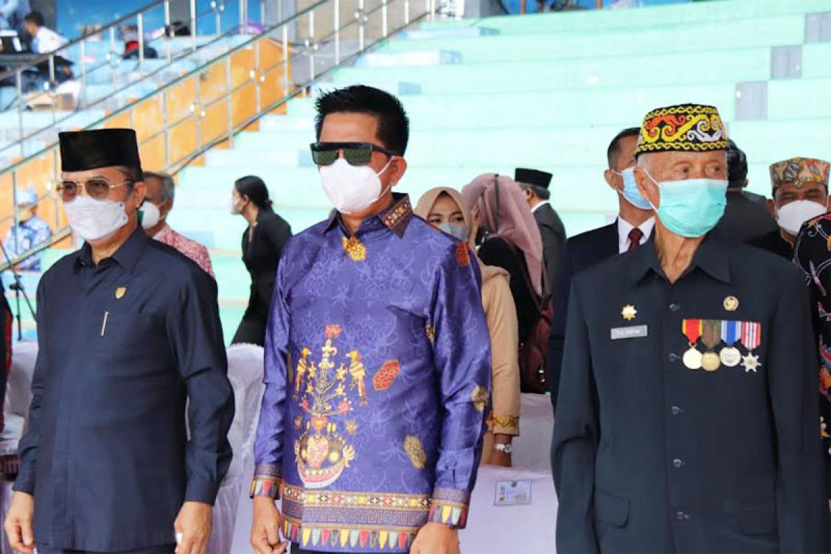 Bupati Barito Utara hadiri hari jadi Kuala Kapuas