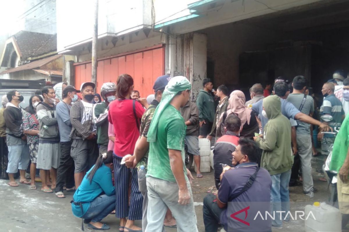 Airlangga sebut harga minyak goreng turun bertahap