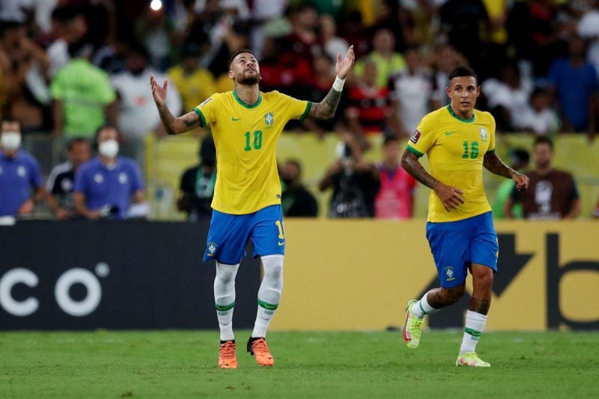 Brazil gulung Chile 4-0