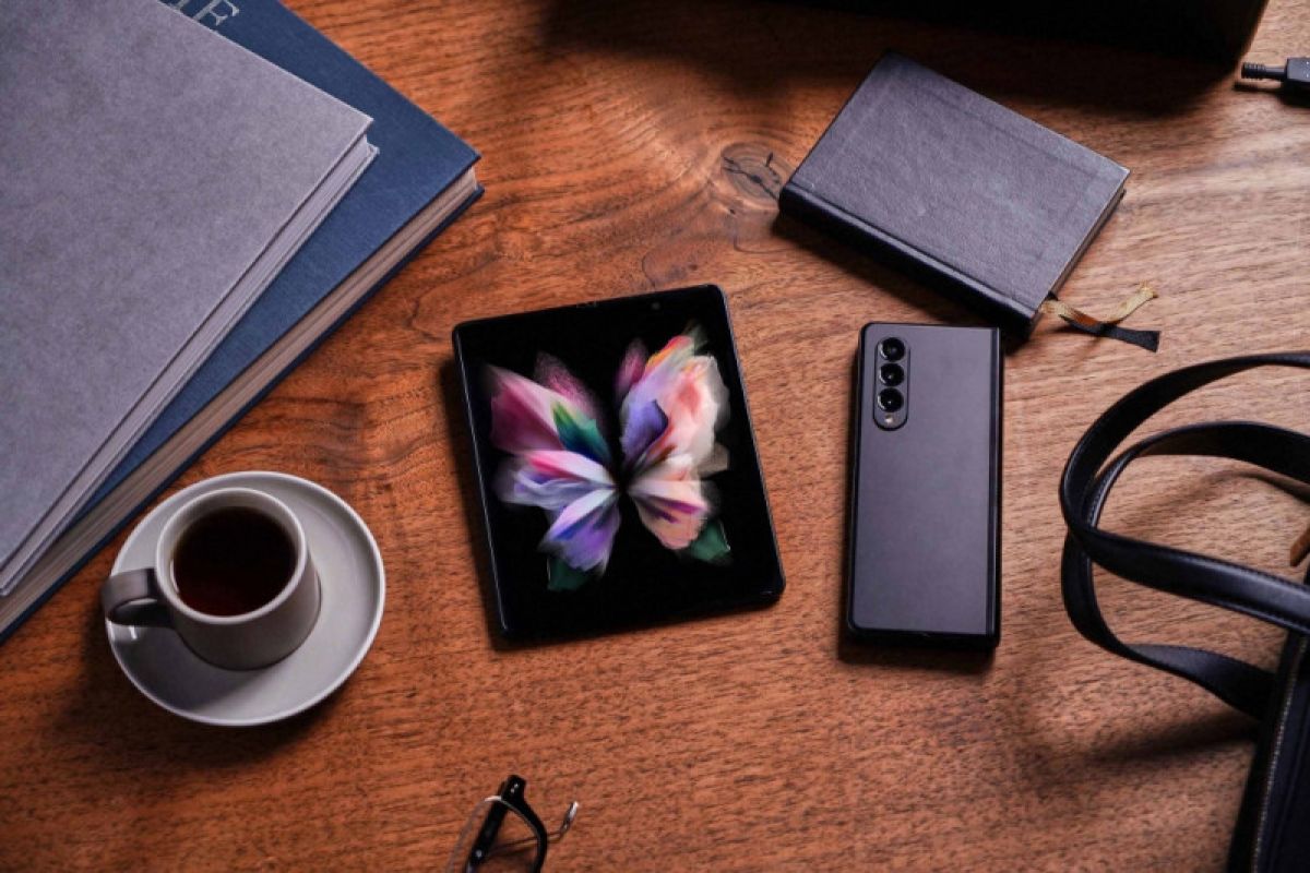 Galaxy Z Fold 4 akan adopsi kamera dari Galaxy S22?