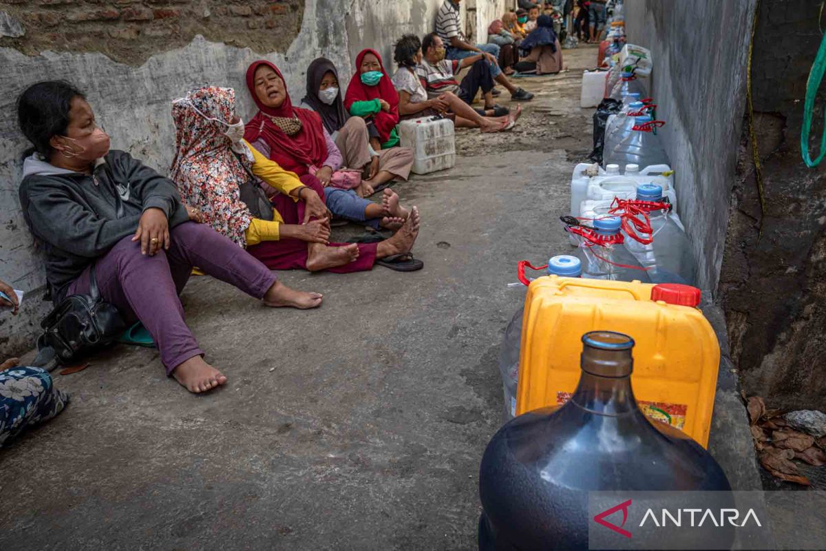 Kasus spekulasi minyak goreng oleh mafia pasar harus diproses hukum