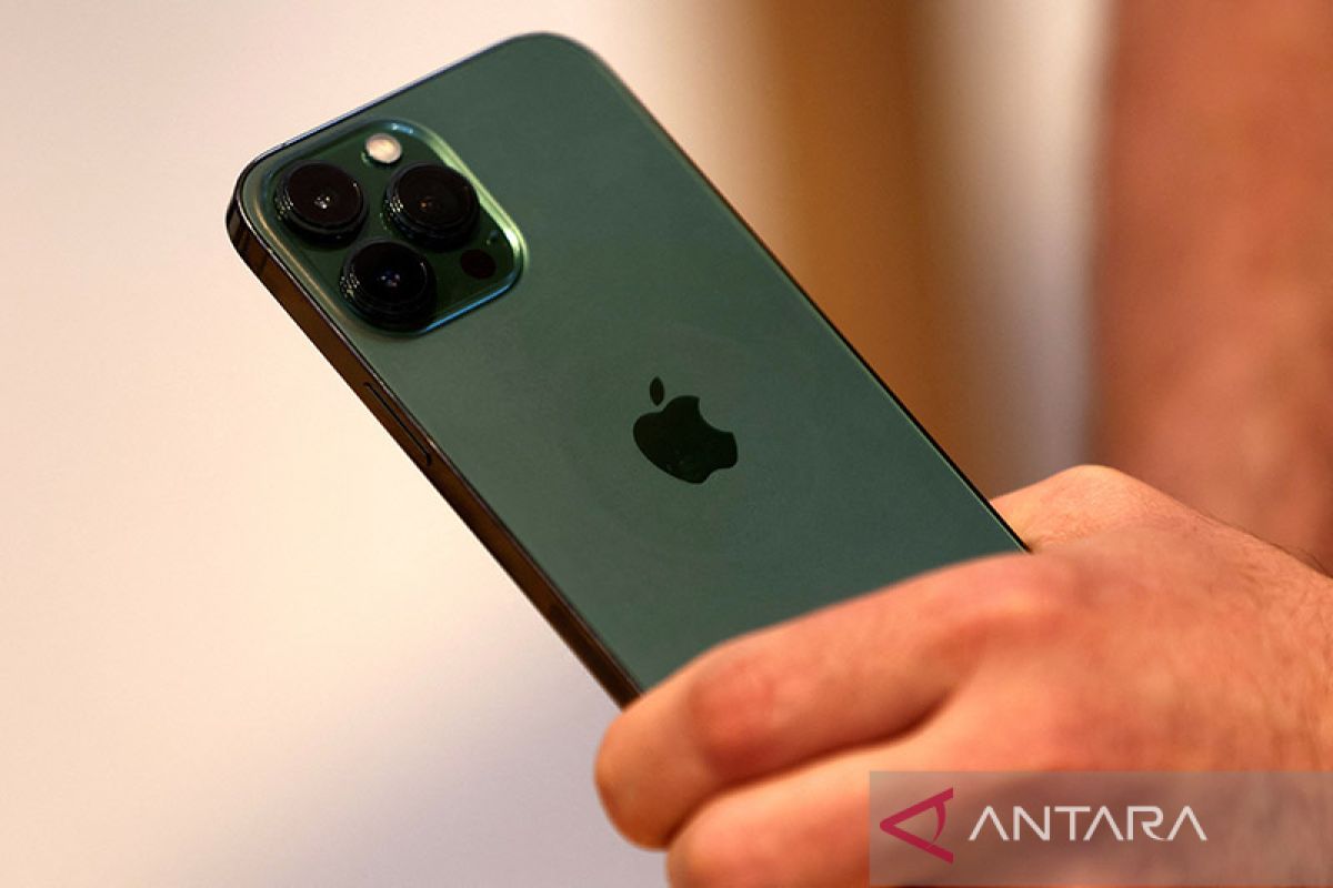 Dugaan kamera depan pada iPhone 14, lebih besar dari iPhone 13