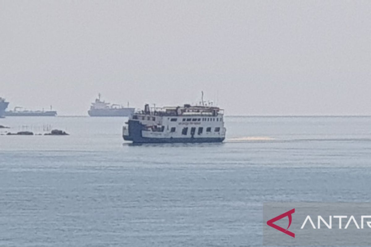 Kapal Roro Tanjung Burang rute Batam-Bintan kandas di Tanjung Duren