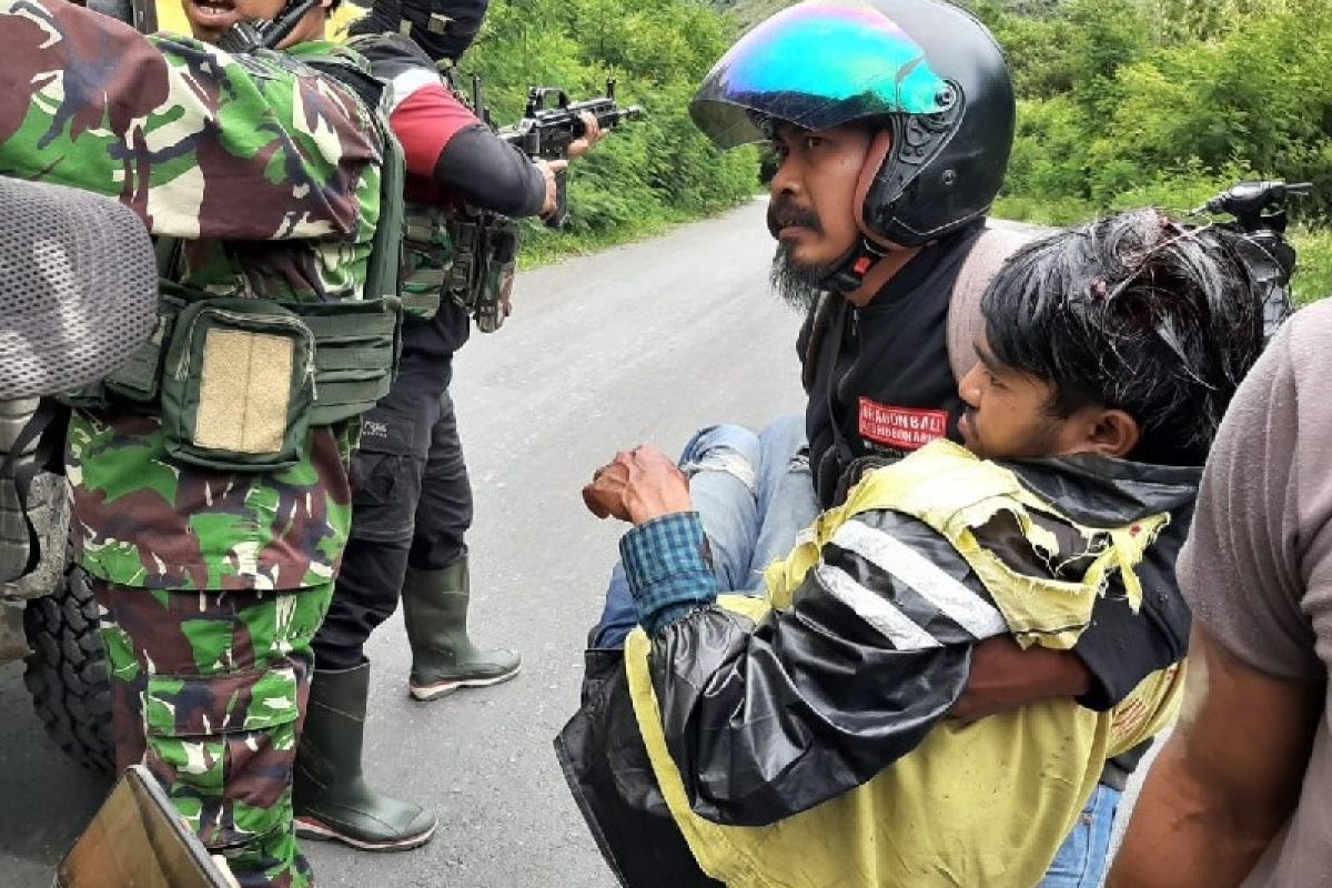 Kapolda Papua minta masyarakat waspada gangguan KKB