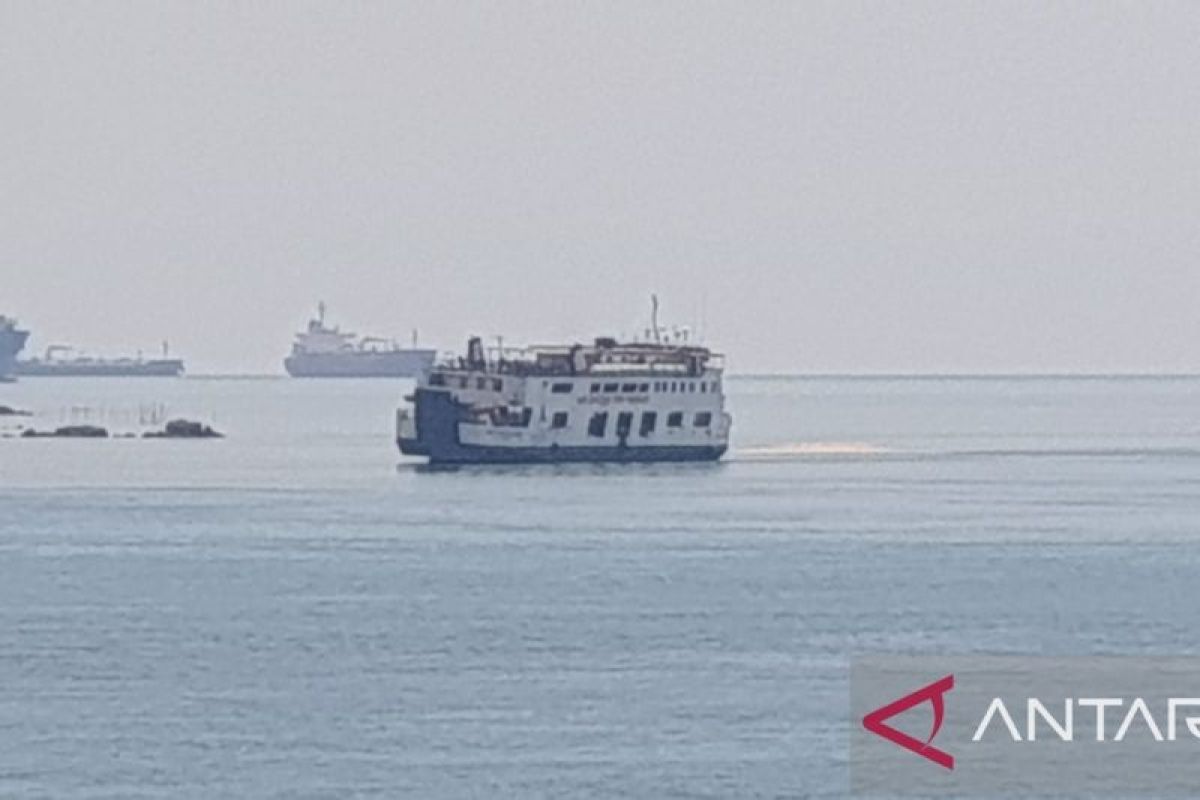 Kapal Roro KMP Tanjung Burang jalur Batam-Bintan kandas