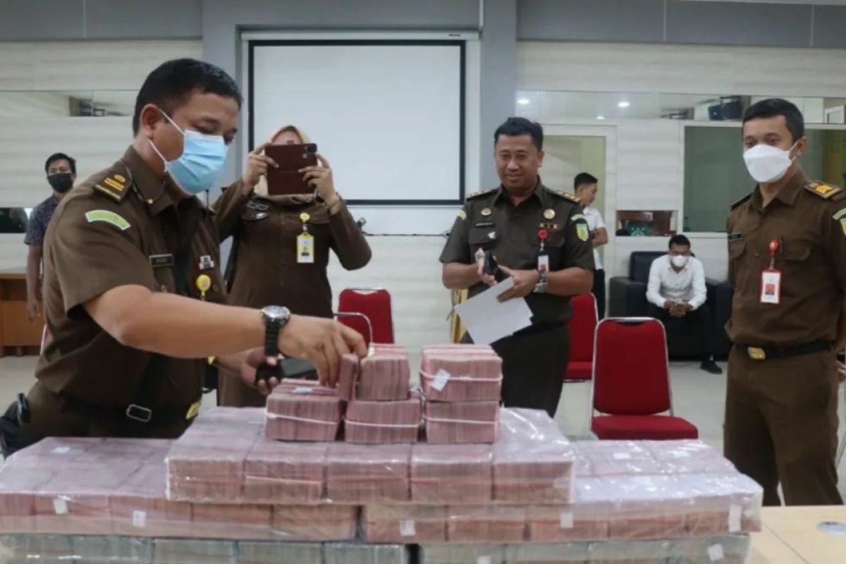 Kejari Tanjungpinang sita Rp4,3 miliar dana pencucian uang kasus narkoba