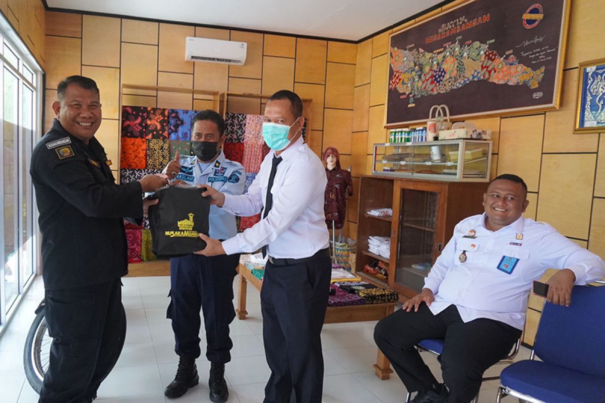 Lapas Permisan Nusakambangan  gelar "One Day One Prison's Product"