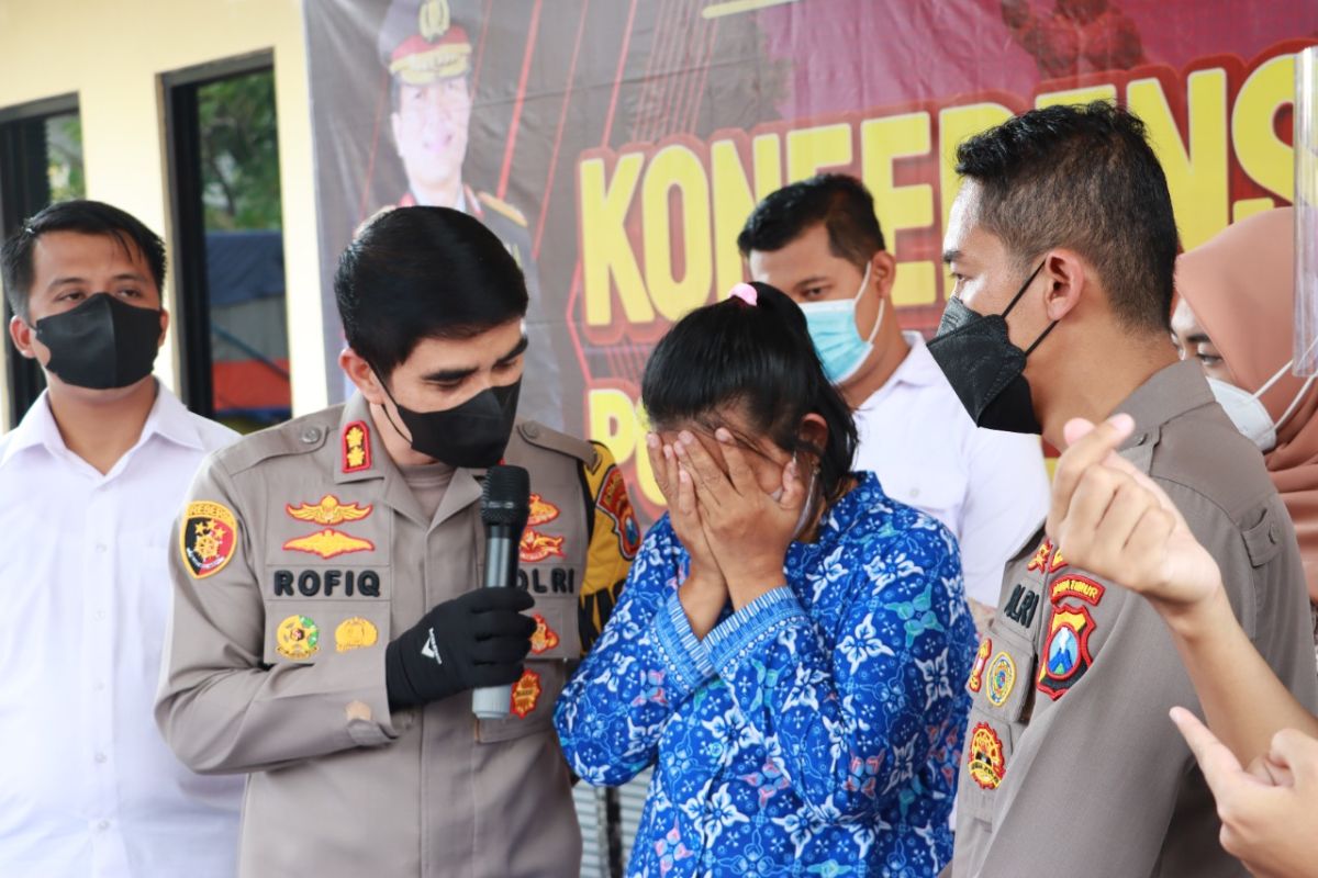 Polisi bongkar penjualan telur busuk