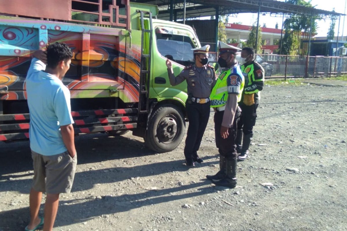 Polisi tangkap 6 penimbun solar bersubsidi di Nabire