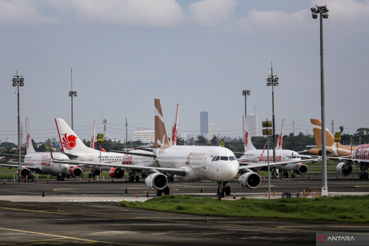 Kemenhub menetapkan kebijakan tarif nol rupiah jasa pelayanan pesawat