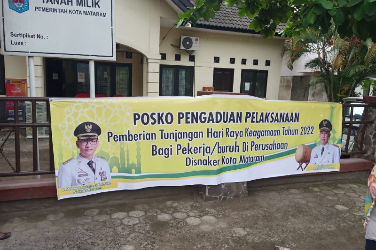 Disnaker Mataram siapkan posko pengaduan bagi pekerja terkait THR