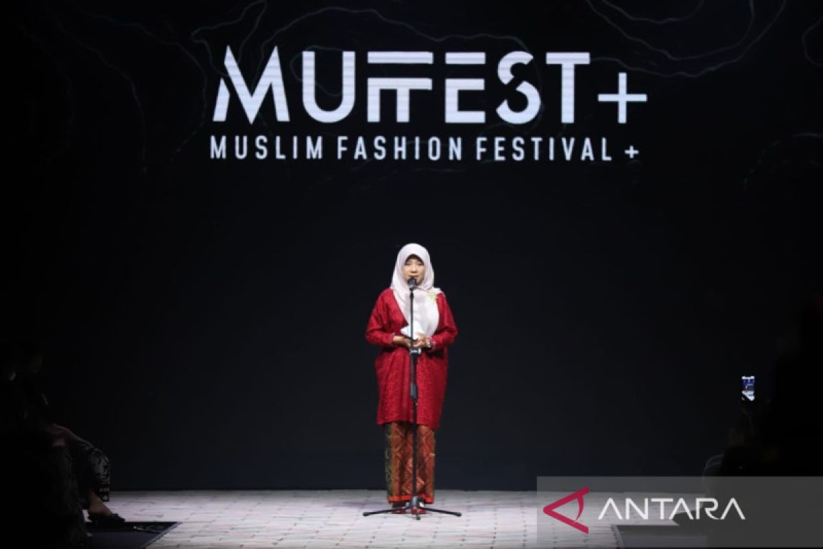 Tenun NTB tampil di MUFFEST+ 2022