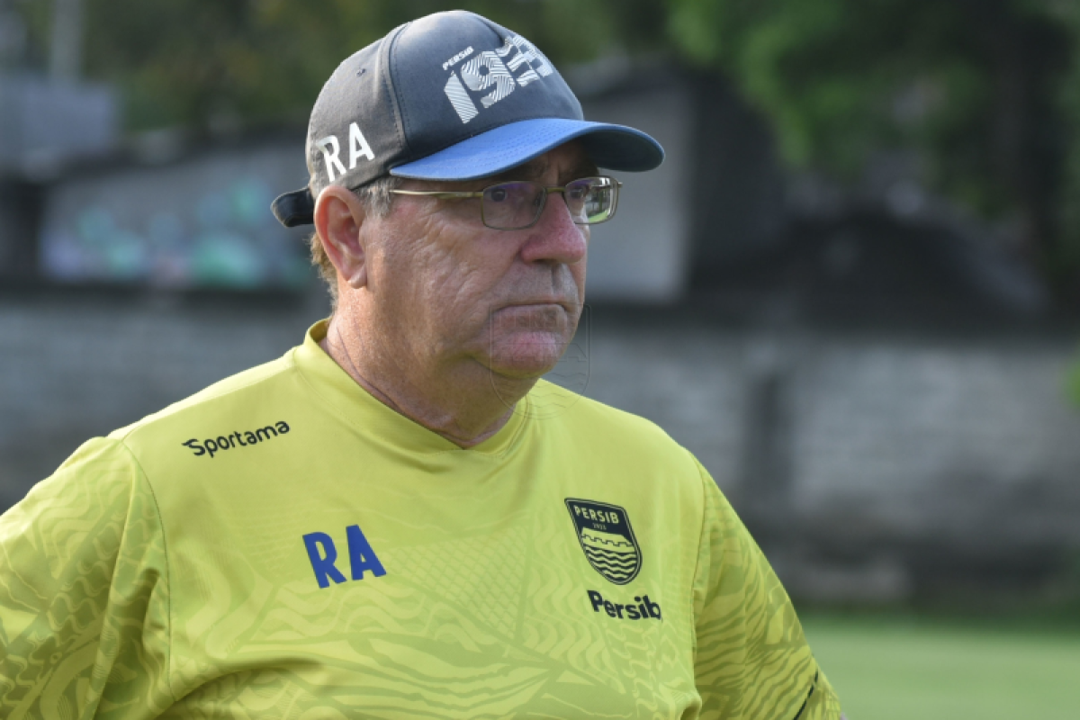 Pelatih Persib prioritaskan pemain dari Bandung- Jabar