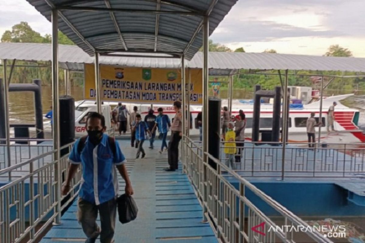 Puncak arus mudik jalur laut melalui Sei Duku Pekanbaru diperkirakan H-2