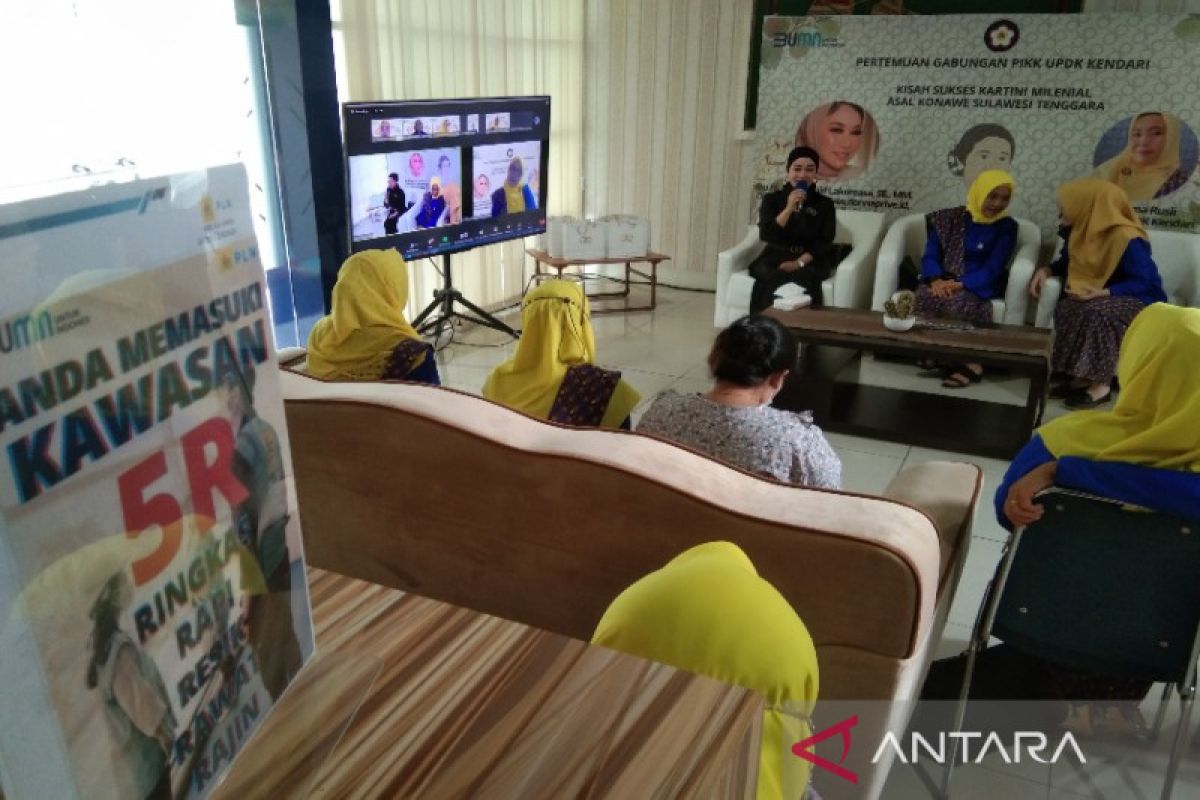 PIKK PLN UPDK Kendari gandeng Donna Scarves peringati Hari Kartini